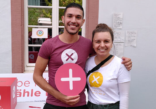 Democracy-Crew_560x380px